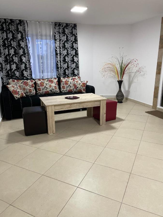 Vila Vlad Două Mai Exteriör bild