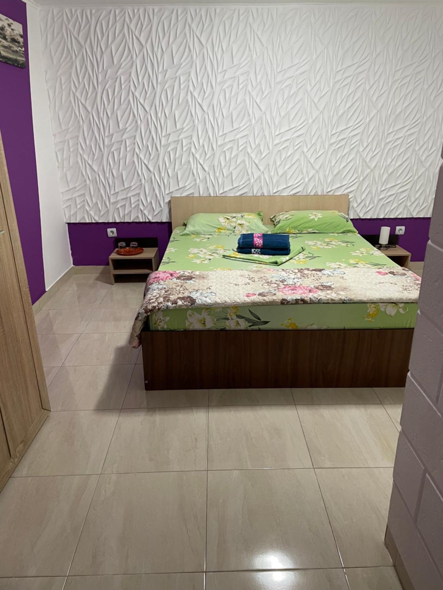 Vila Vlad Două Mai Exteriör bild